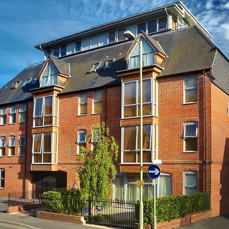 2 Bed 2 Bath At Pelican Hse In Newbury - Free Secure, Allocated Parking Εξωτερικό φωτογραφία